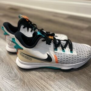 Nike LeBron Witness 5
